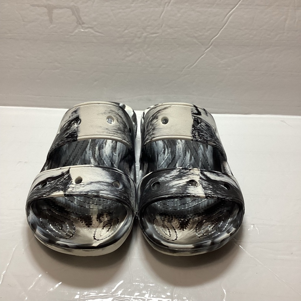Crocs unisex  slides sandals